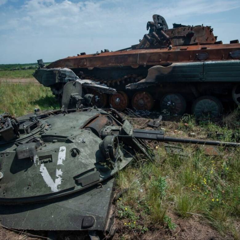 До кінця року в росії закінчаться артилерія і бронетехніка ...
