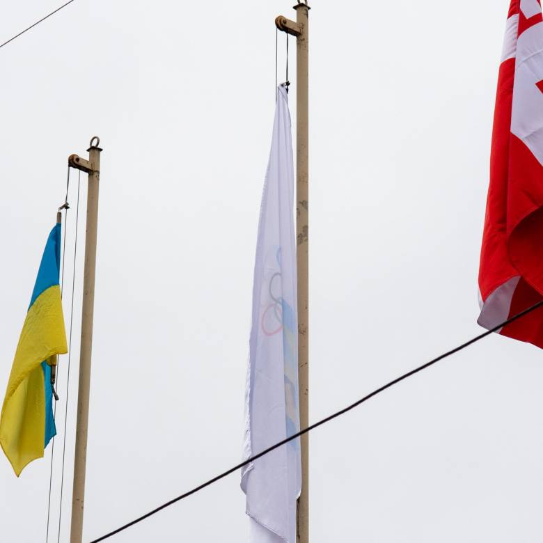 На Волині урочисто підняли Олімпійський прапор. ФОТО - Insider-Media